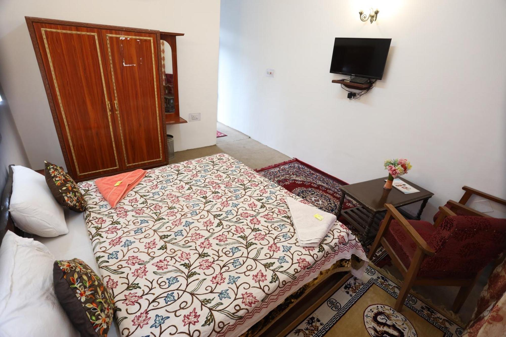 Hotel Jan Palace Лех Екстериор снимка